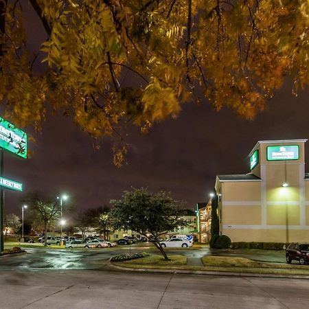 Hometowne Studios Dallas - Форт Уорт Екстериор снимка